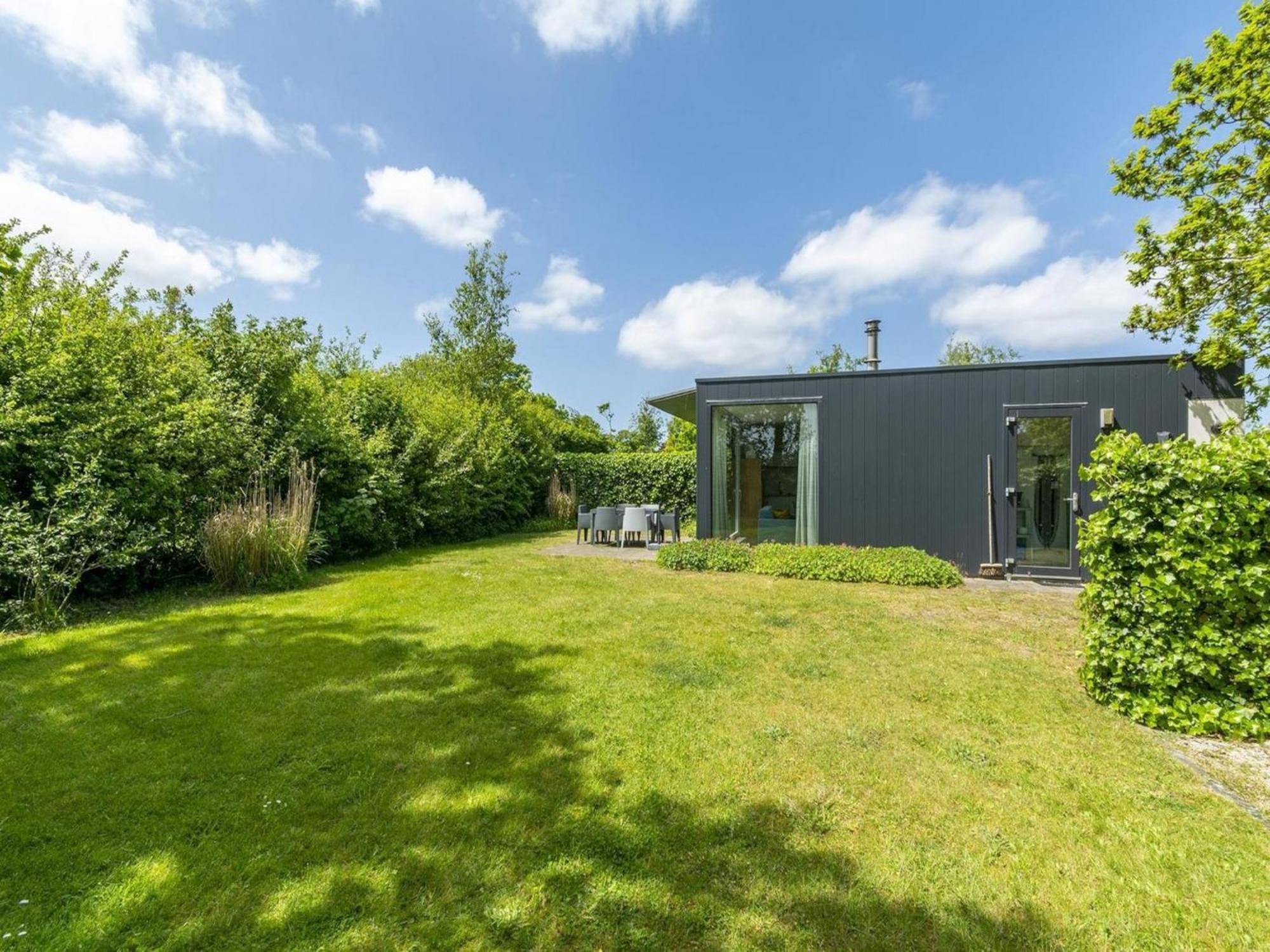 Beautiful Holiday Home With Spacious Garden Sint Maartensvlotbrug Exterior photo
